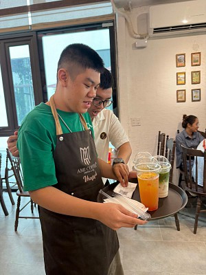 Chương trình CHUYỂN ĐỘNG 24H TRÊN VTV1 nói về Ami Coffee